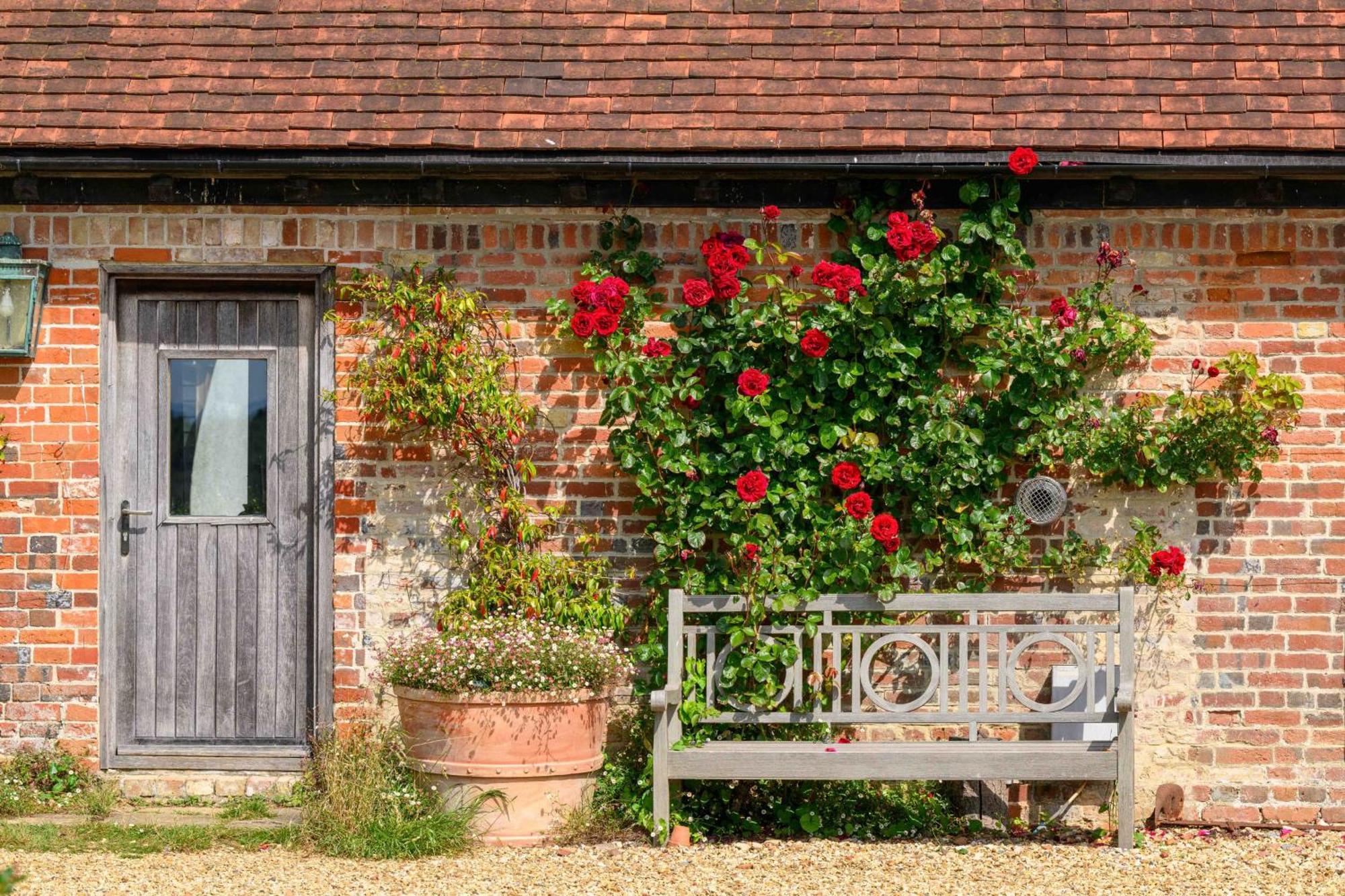 Villa Gins Barn Southampton Exterior foto